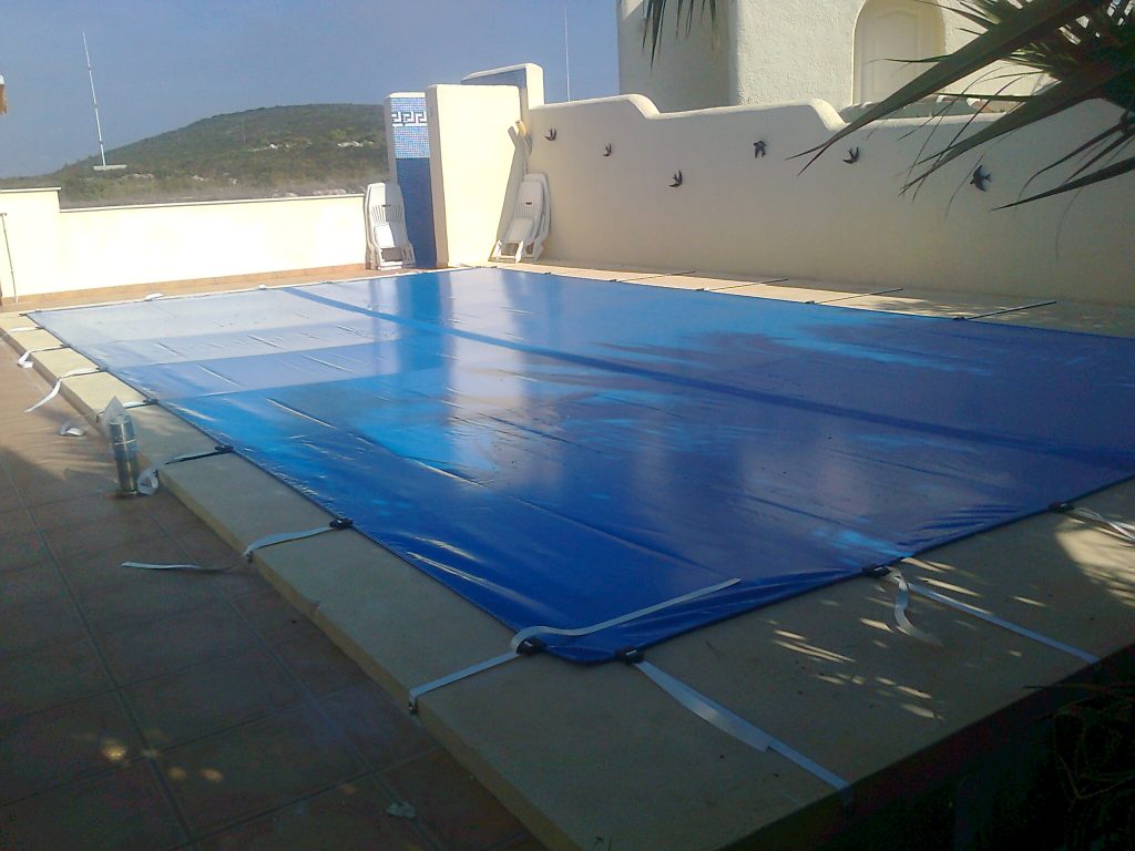 CUBIERTAS DE LONA | Contruccion Piscinas - Novamarina