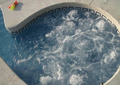 JACUZZIS DE OBRA EN PISCINAS